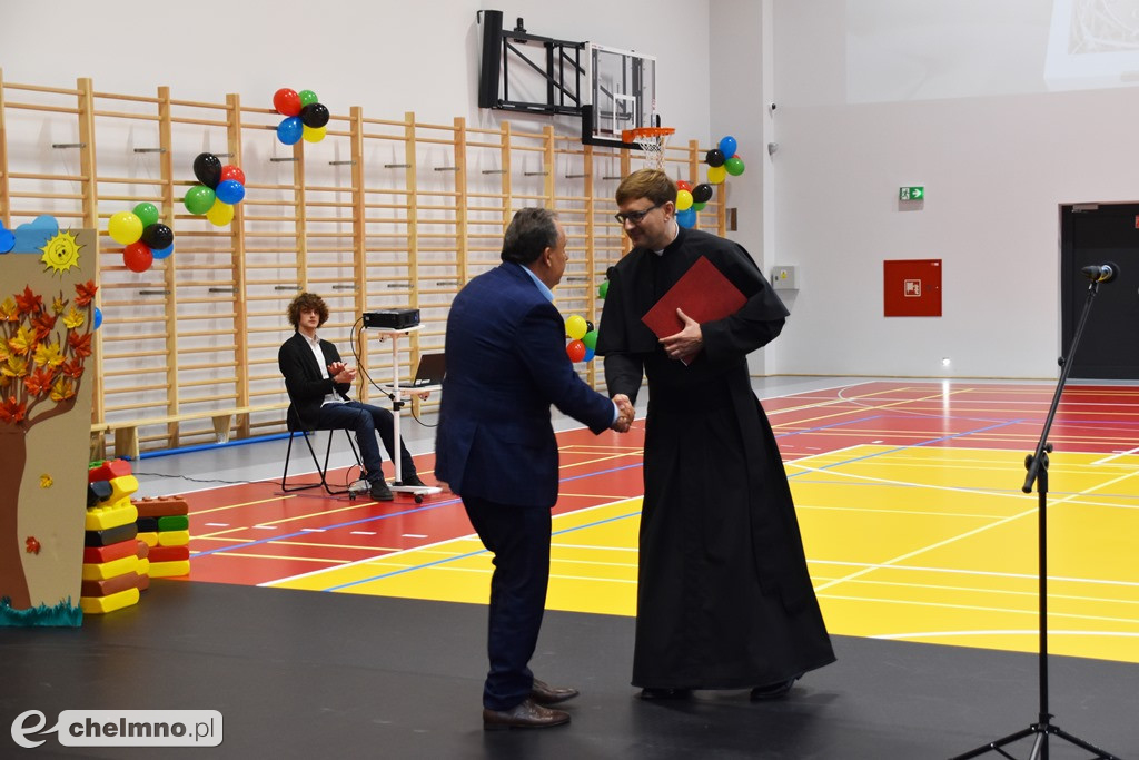 Uroczyste otwarcie szkolnej sali gimnastycznej przy 