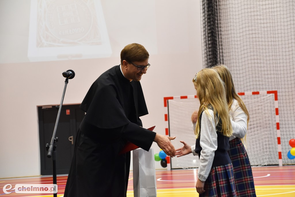 Uroczyste otwarcie szkolnej sali gimnastycznej przy 