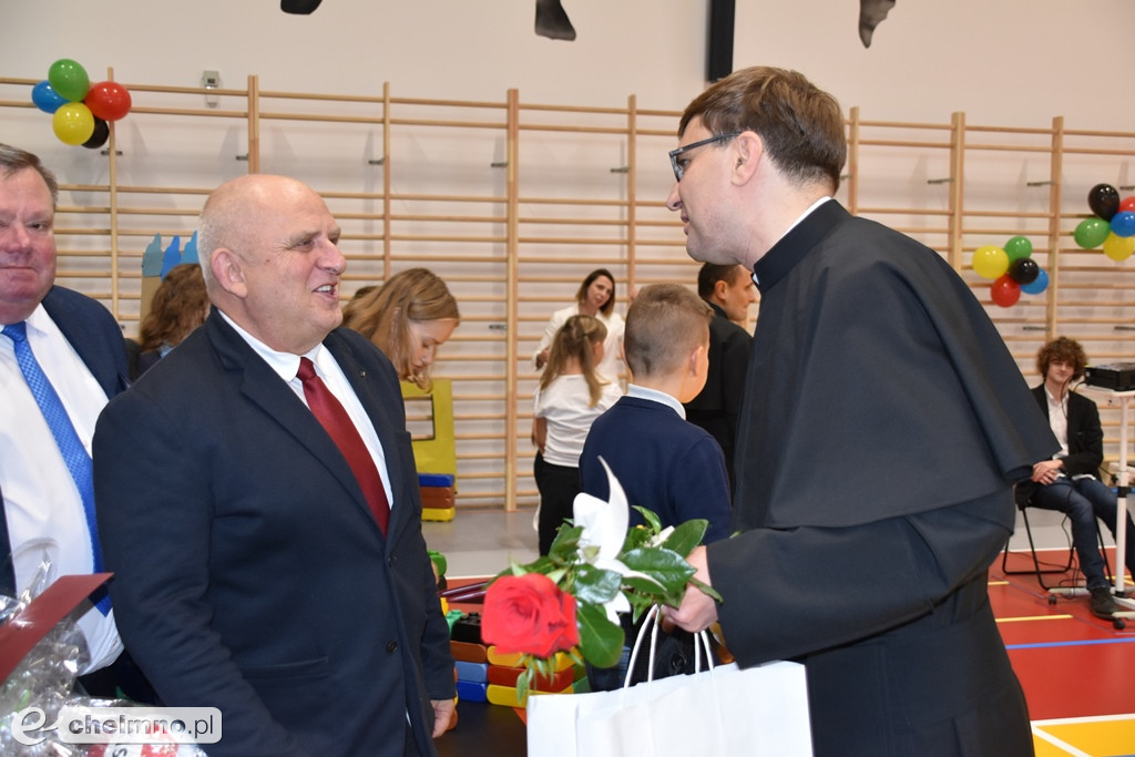 Uroczyste otwarcie szkolnej sali gimnastycznej przy 