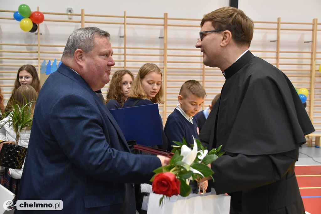Uroczyste otwarcie szkolnej sali gimnastycznej przy 