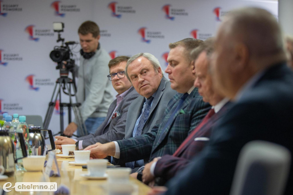 Zmodernizowana droga i nowe chodniki na trasie Kowal-Baruchowo