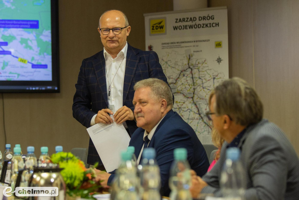 Zmodernizowana droga i nowe chodniki na trasie Kowal-Baruchowo