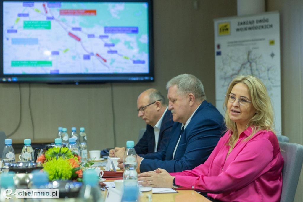 Zmodernizowana droga i nowe chodniki na trasie Kowal-Baruchowo