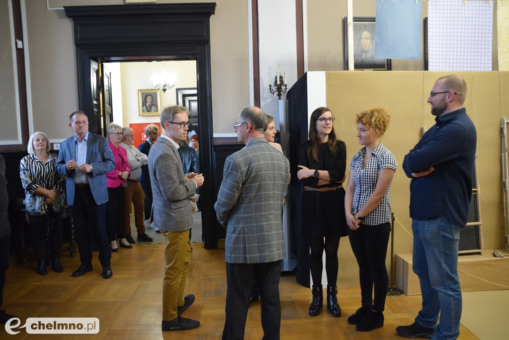 Zobacz otwarcie wystawy o japońskim warsztacie papierniczym