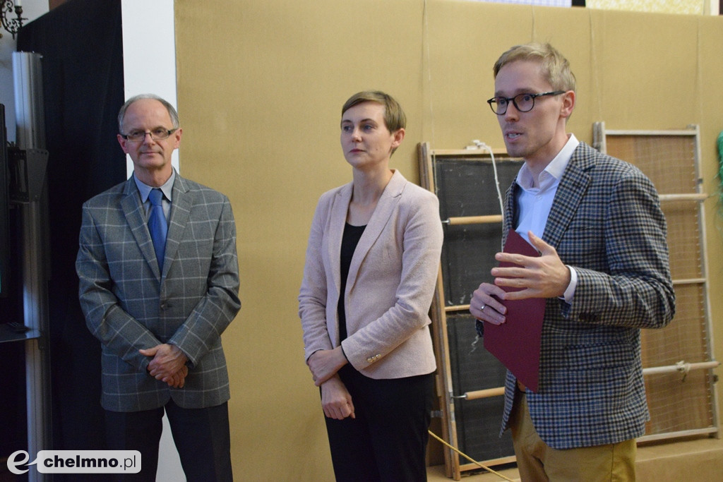 Zobacz otwarcie wystawy o japońskim warsztacie papierniczym