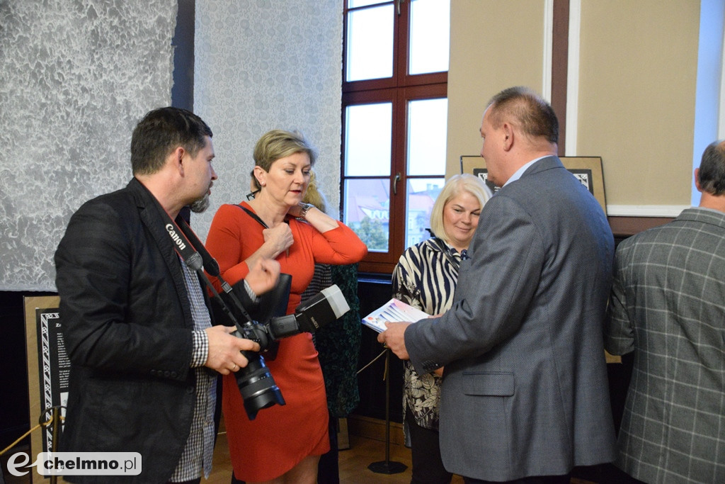 Zobacz otwarcie wystawy o japońskim warsztacie papierniczym