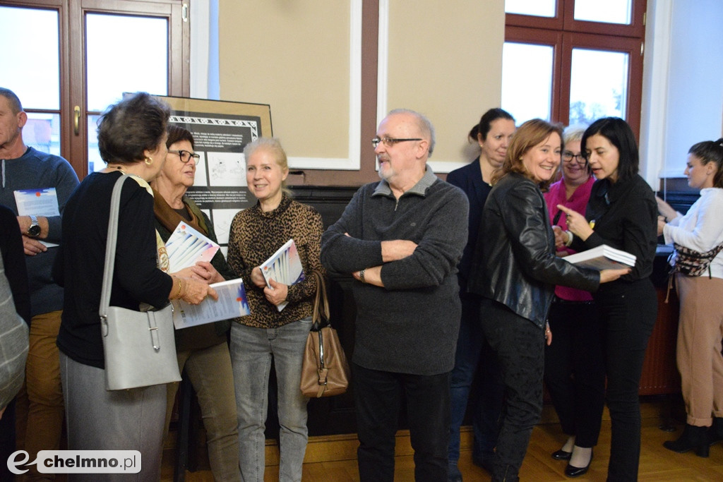 Zobacz otwarcie wystawy o japońskim warsztacie papierniczym