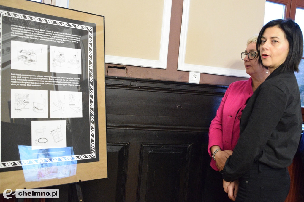 Zobacz otwarcie wystawy o japońskim warsztacie papierniczym