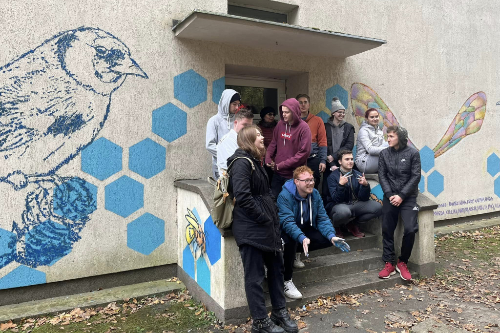 Przygotowali ciekawy mural w ramach Camp Artu