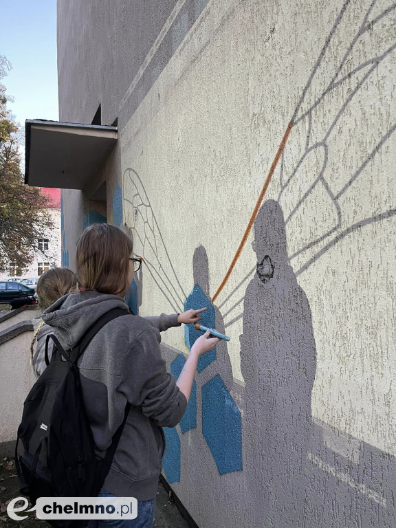 Przygotowali ciekawy mural w ramach Camp Artu
