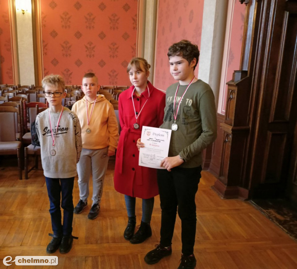 Powiatowy turniej szachowy 