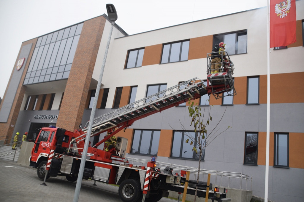 Pożar w Starostwie Powiatowym w Chełmnie. Co tam się stało?