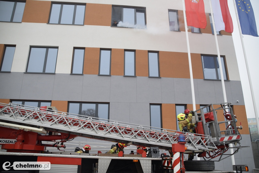 Pożar w Starostwie Powiatowym w Chełmnie. Co tam się stało?