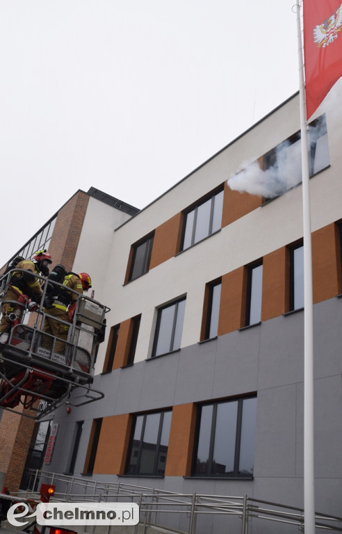 Pożar w Starostwie Powiatowym w Chełmnie. Co tam się stało?