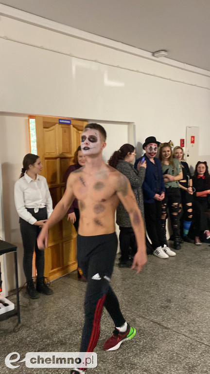 Upiorna parada uczniów ZS CKZ z Grubna