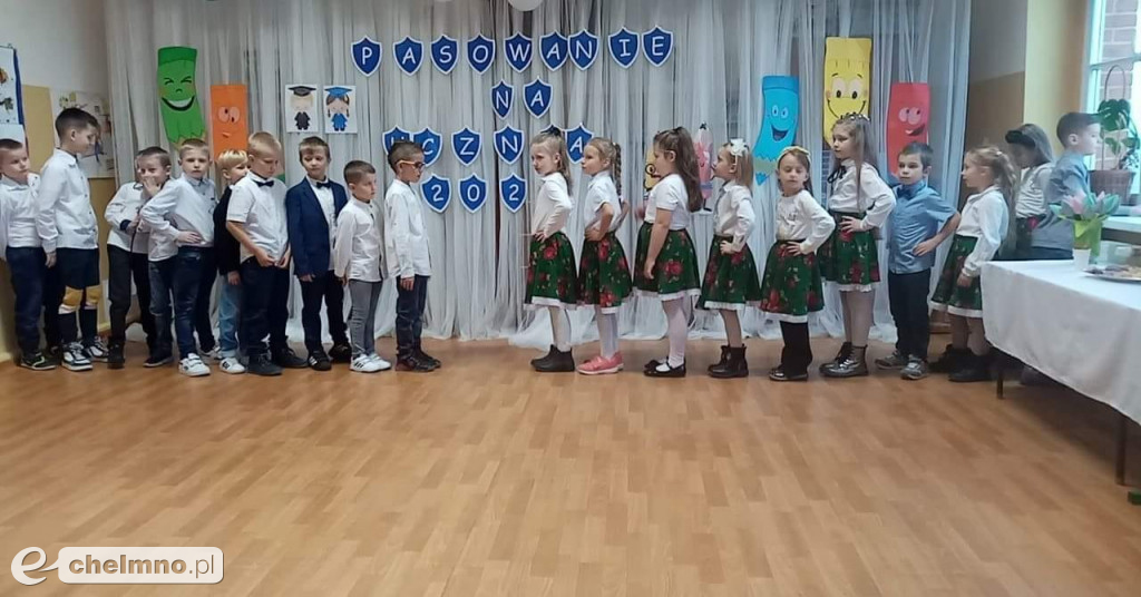 Ślubowanie pierwszoklasistów w Dwójce