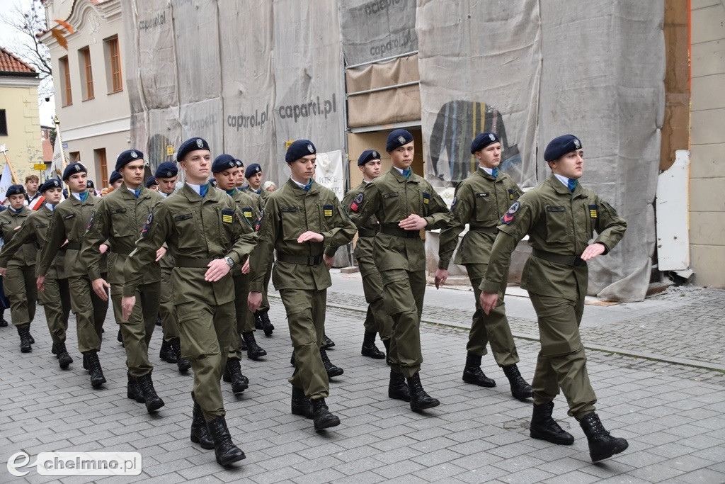 Patriotyczny przemarsz ulicami Chełmna
