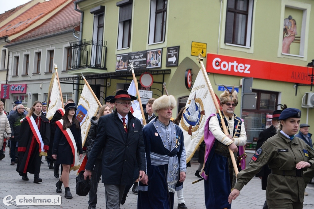 Patriotyczny przemarsz ulicami Chełmna