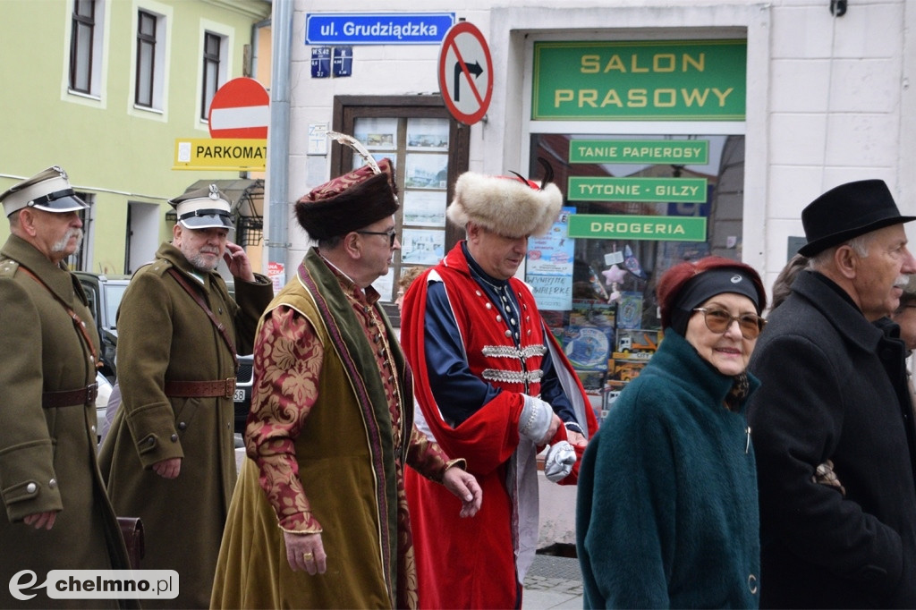 Patriotyczny przemarsz ulicami Chełmna