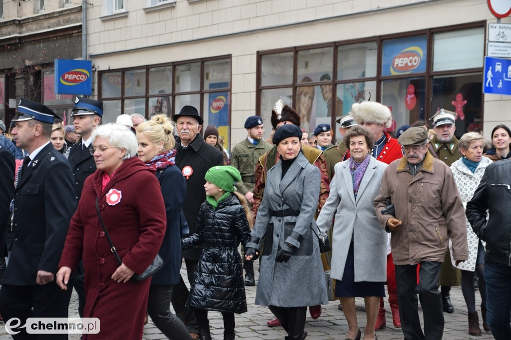 Patriotyczny przemarsz ulicami Chełmna