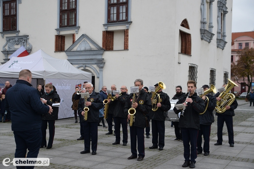 Patriotyczny przemarsz ulicami Chełmna