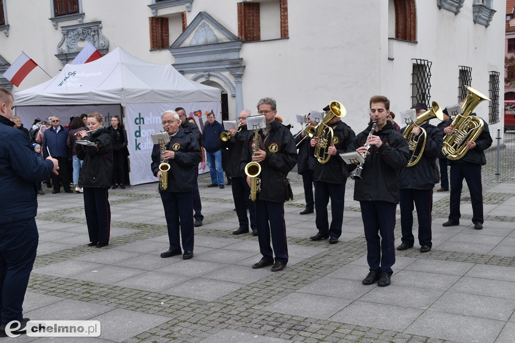 Patriotyczny przemarsz ulicami Chełmna