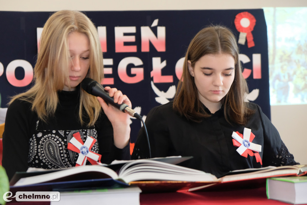 Akademia z okazji Święta Niepodległości w Jedynce
