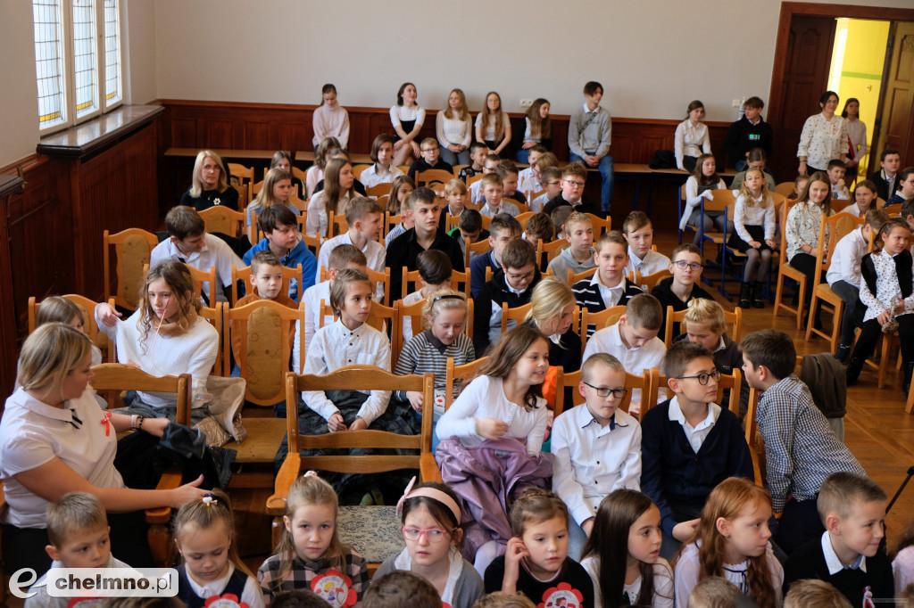 Akademia z okazji Święta Niepodległości w Jedynce