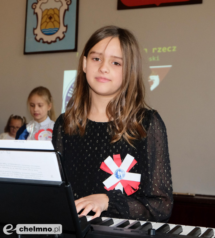 Akademia z okazji Święta Niepodległości w Jedynce