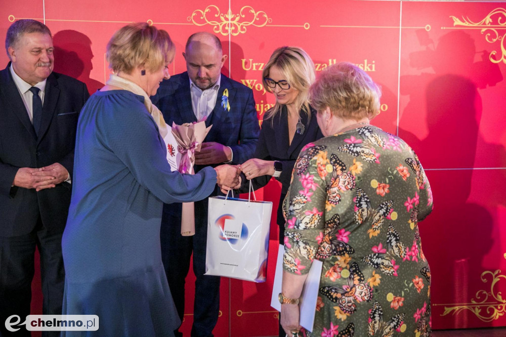 Nagrody dla aniołów pomocy społecznej