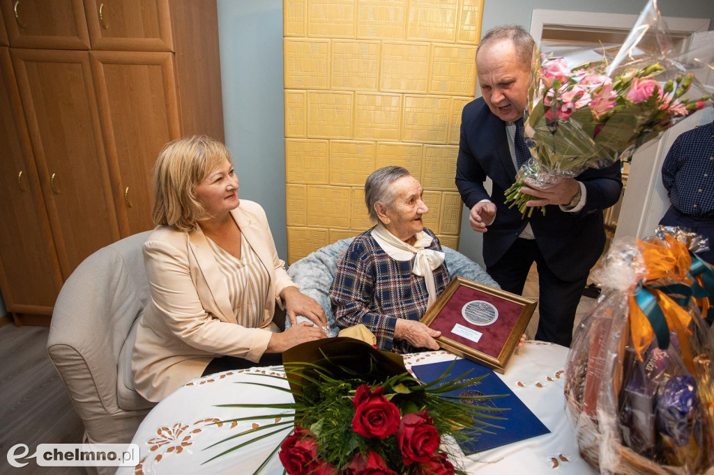 Medal dla 102-letniej mieszkanki powiatu chełmińskiego
