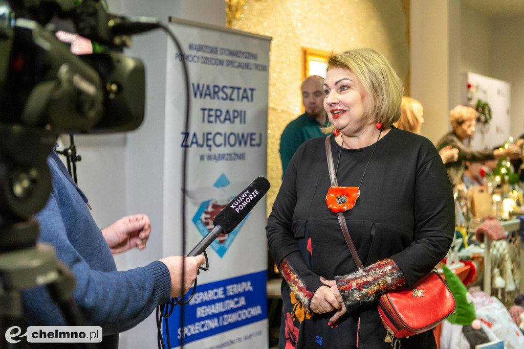 Przedsmak Bożego Narodzenia na kiermaszu rękodzieła