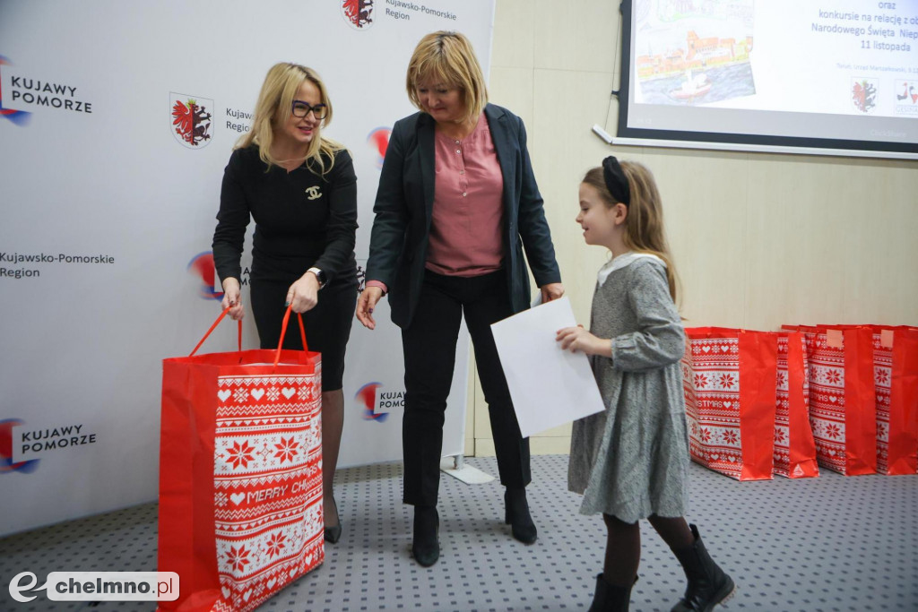 Nagrody dla laureatów konkursów gęsinowych