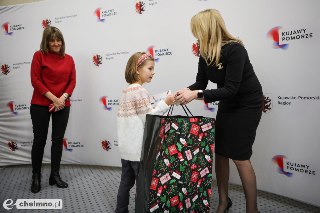 Nagrody dla laureatów konkursów gęsinowych