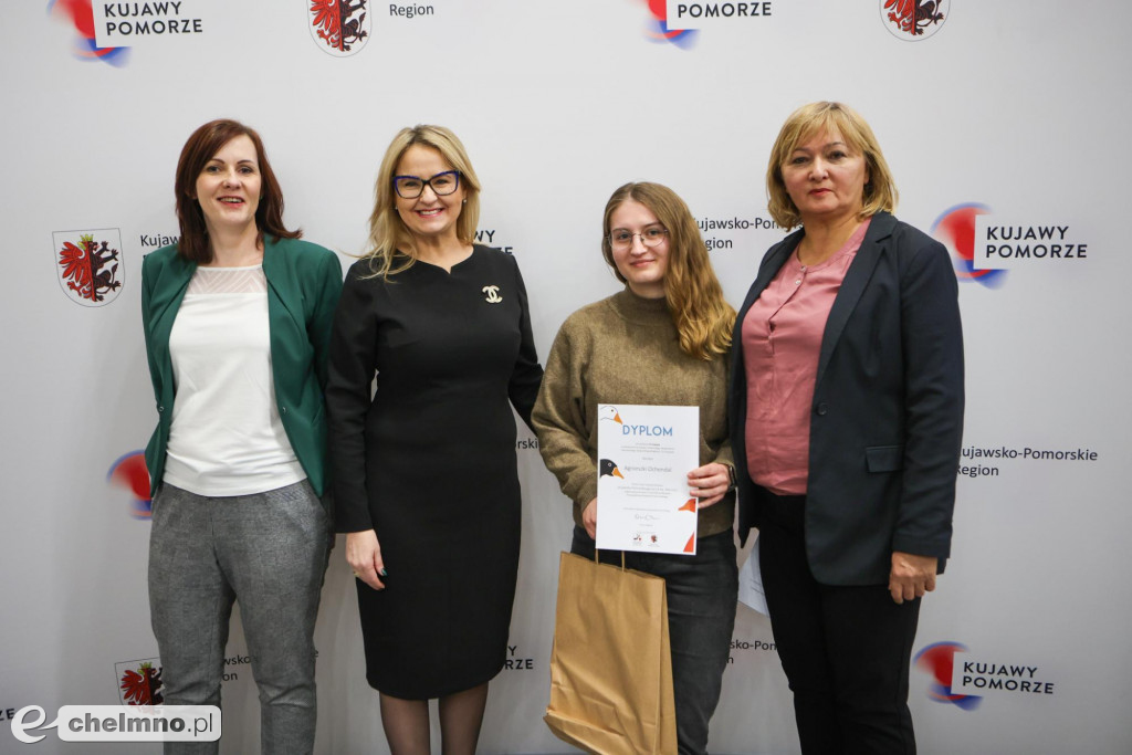 Nagrody dla laureatów konkursów gęsinowych