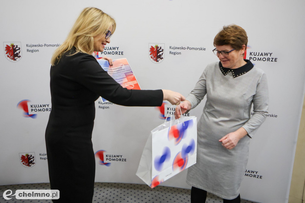 Nagrody dla laureatów konkursów gęsinowych
