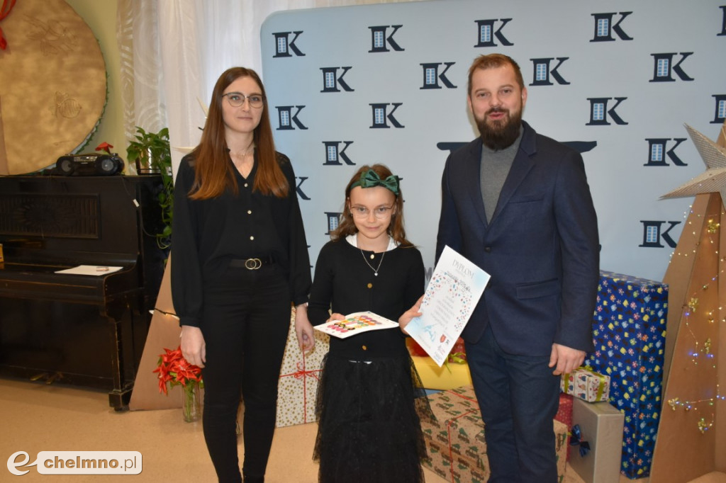 Pióra wójta uroczyście rozdane