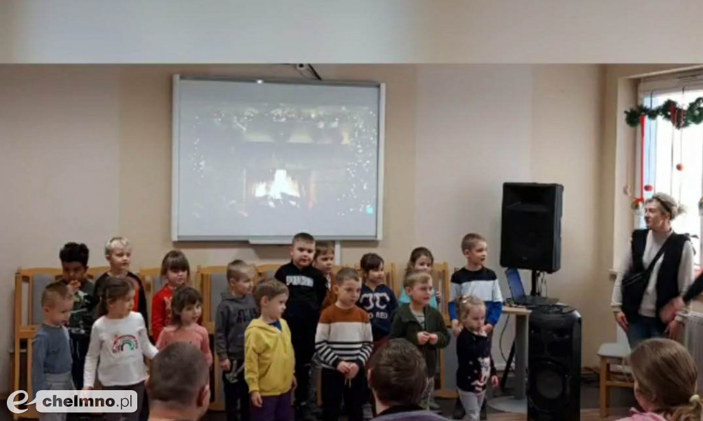 Przedszkolaki ze Starogrodu z wizytą w Caritasie