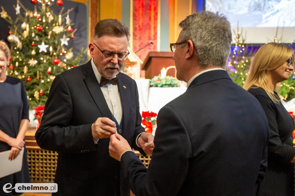 Samorządowcy z naszego powiatu na Spotkaniu Opłatkowym
