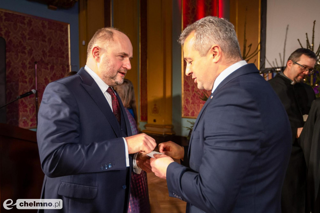 Samorządowcy z naszego powiatu na Spotkaniu Opłatkowym