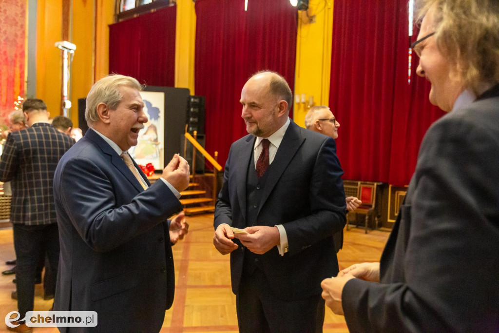 Samorządowcy z naszego powiatu na Spotkaniu Opłatkowym