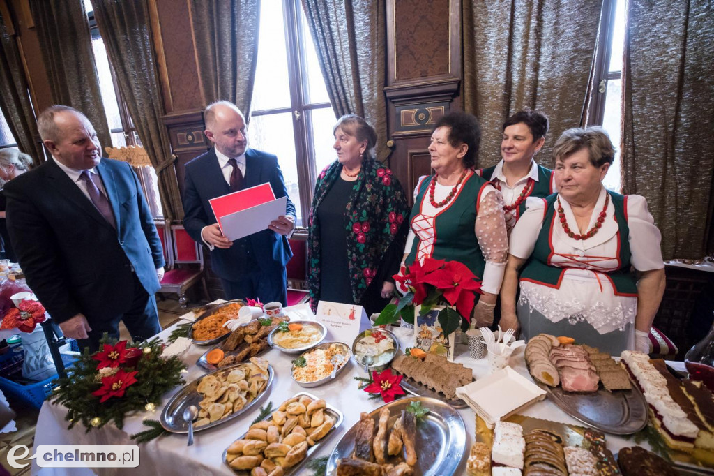 Samorządowcy z naszego powiatu na Spotkaniu Opłatkowym