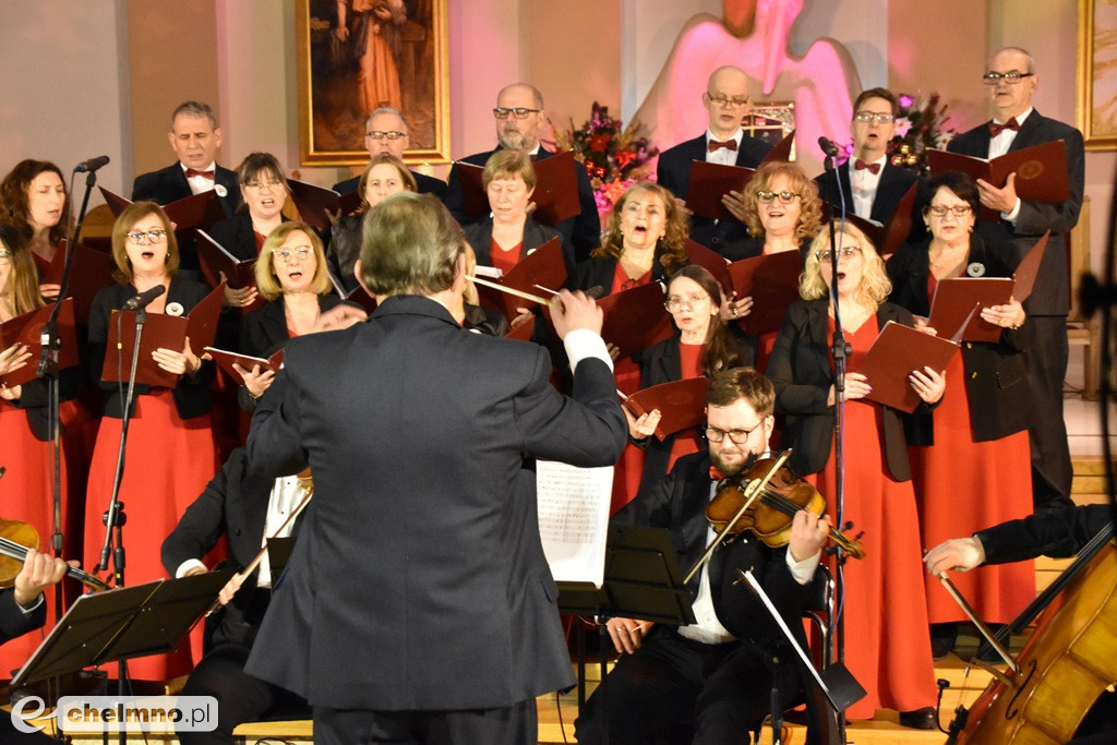 Wieczór pełen wzruszeń - 20. Jubileuszowy Koncert Kolęd