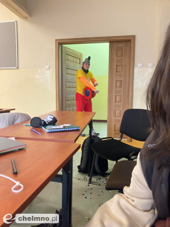 Żakinada rozpoczęta! Tak się bawili uczniowie klas maturalnych