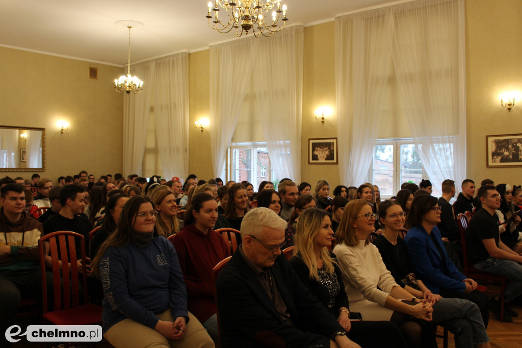 Żakinada rozpoczęta! Tak się bawili uczniowie klas maturalnych