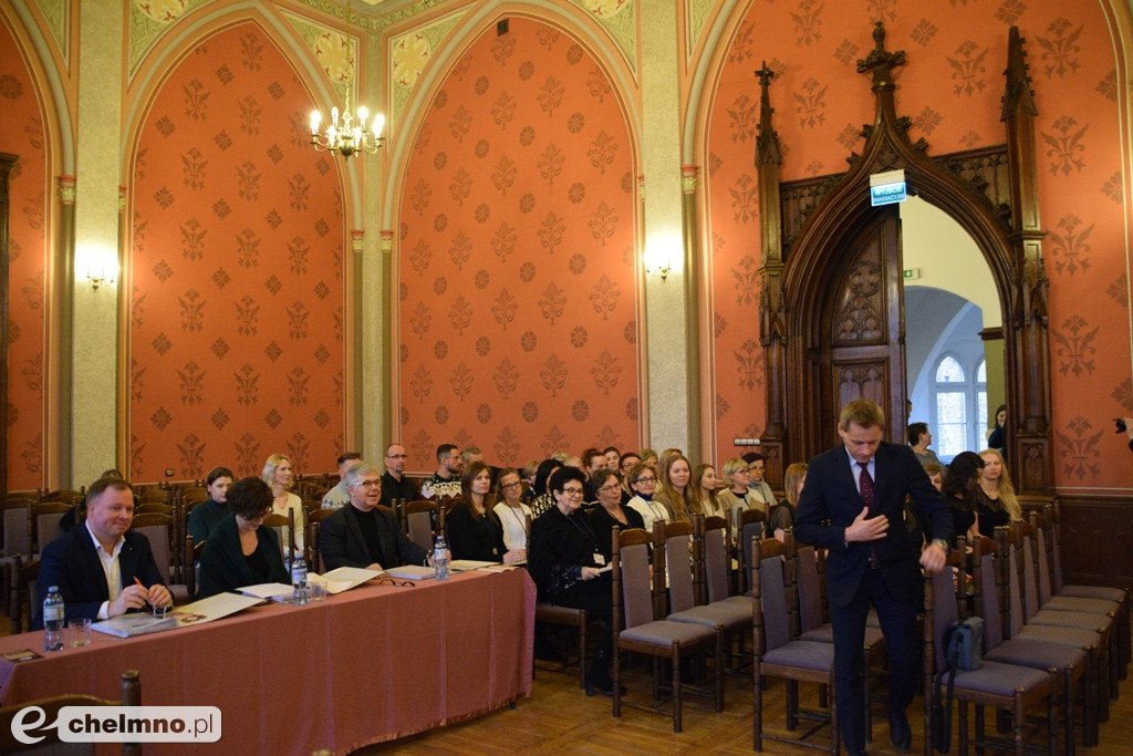 Chóry z całej Polski rozbrzmiewają dziś w Chełmnie