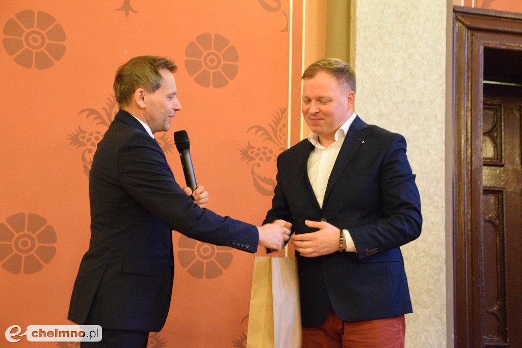 Chóry z całej Polski rozbrzmiewają dziś w Chełmnie