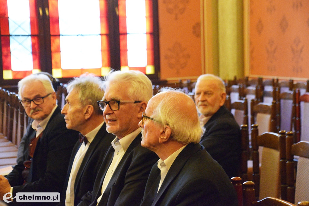 Chóry z całej Polski rozbrzmiewają dziś w Chełmnie