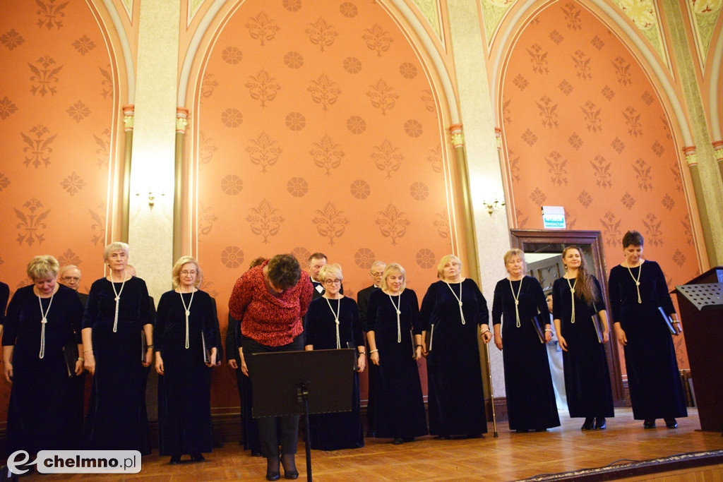Chóry z całej Polski rozbrzmiewają dziś w Chełmnie