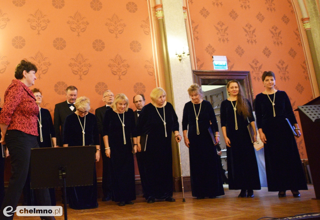 Chóry z całej Polski rozbrzmiewają dziś w Chełmnie
